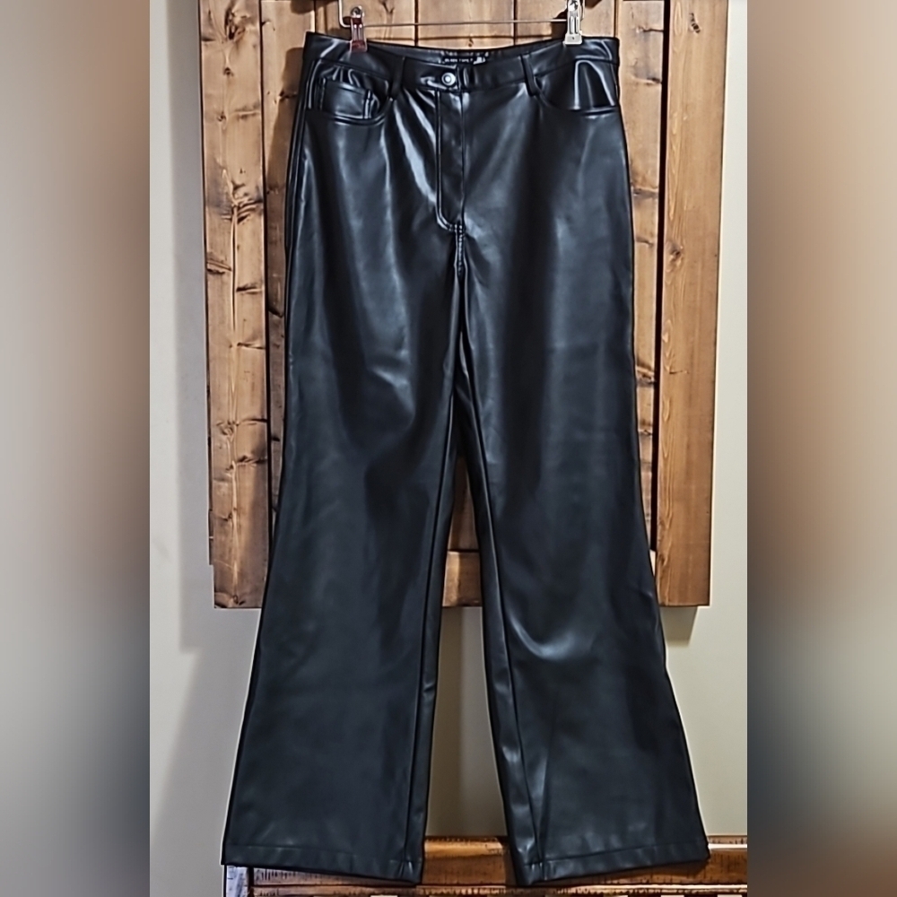 Black Tape Black High Waist Mini Flare Faux Leather Pants L